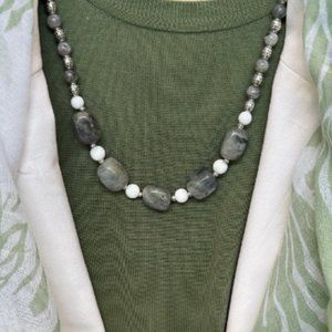Green Beaded Necklace and Earrings Set NWT